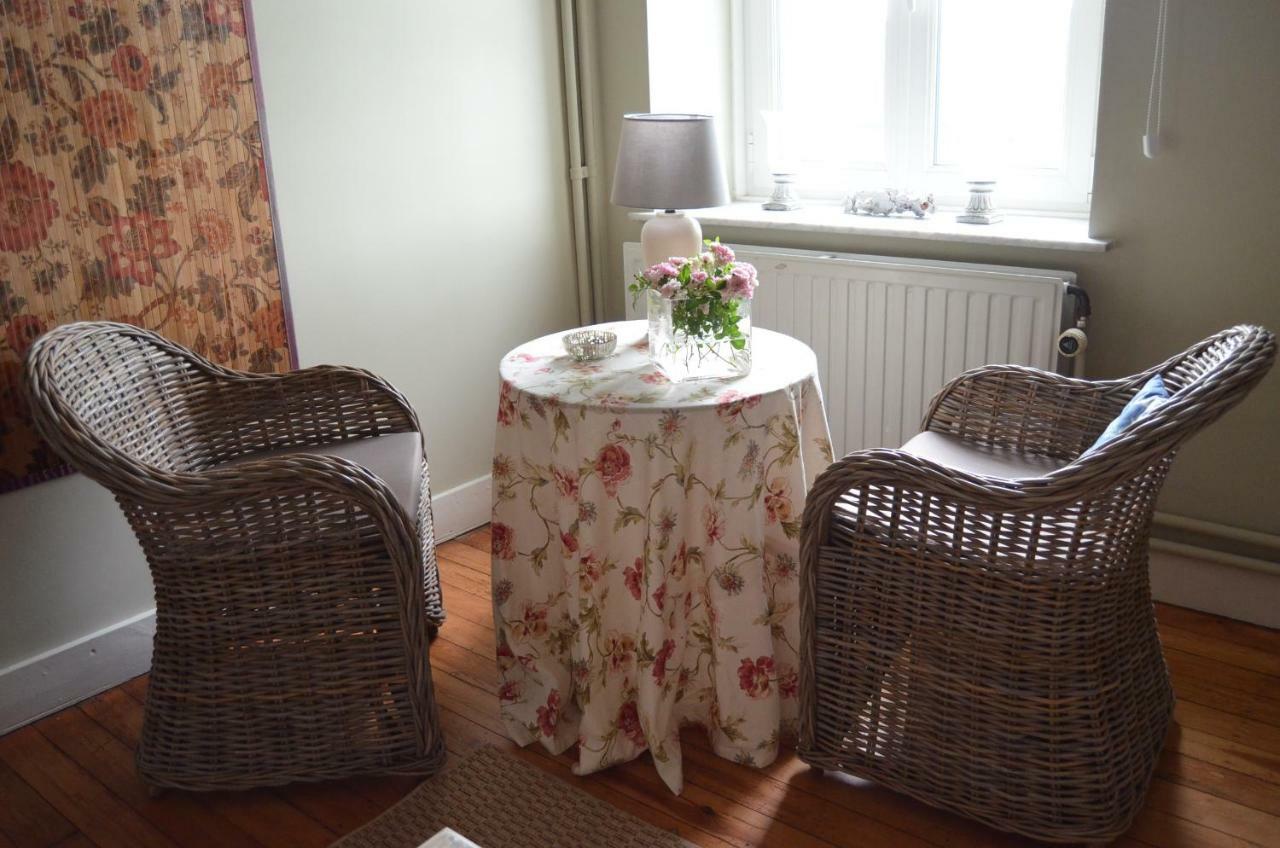 Les Glaneuses Bed & Breakfast Mettet Exterior foto